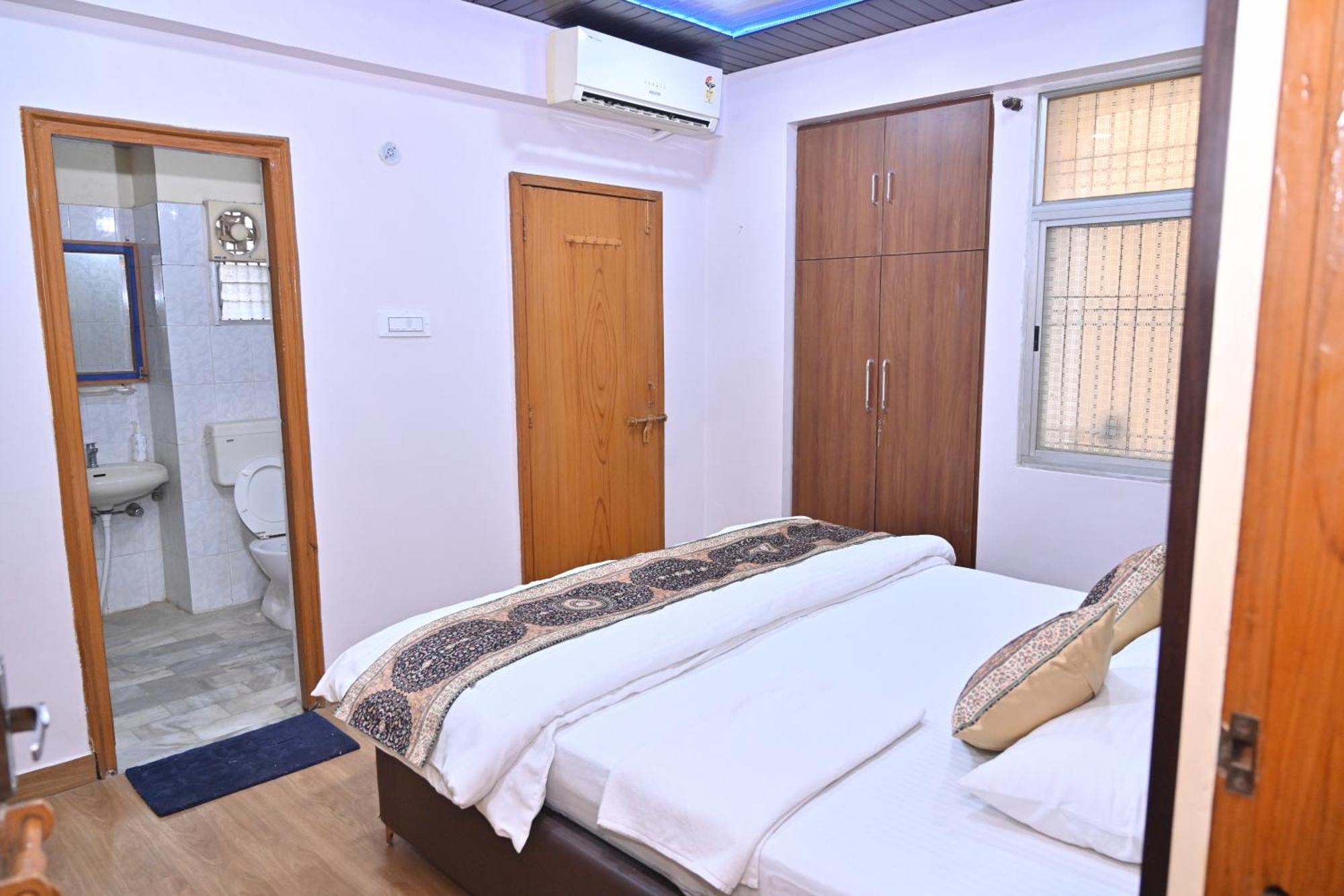 Kashi Vishwanath Apartment Varanasi